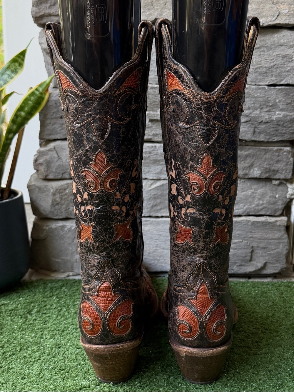 Corral Vintage Distressed Genuine Goat Skin Women’s Boots - Picture 6 of 14
